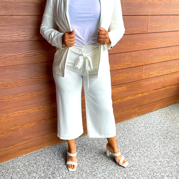 Wayf White Capri Trouser, size M - Picture 5 of 8